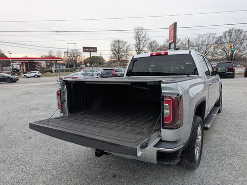 Used 2017 GMC Sierra 1500 SLT w/ SLT Premium Package image 25