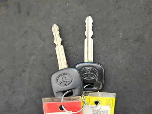 Used 2013 Toyota Tacoma 2WD Regular Cab image 13