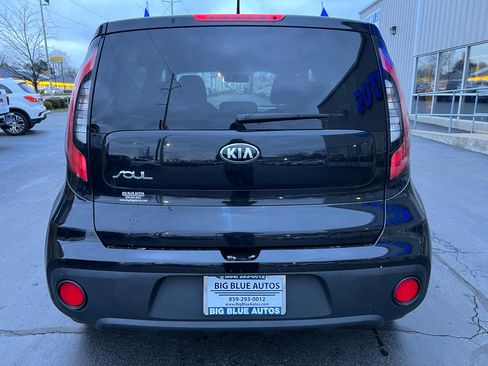 Used 2017 Kia Soul image 4