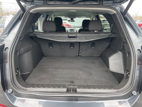 Used 2023 Chevrolet Equinox LT w/ Driver Convenience Package image 33