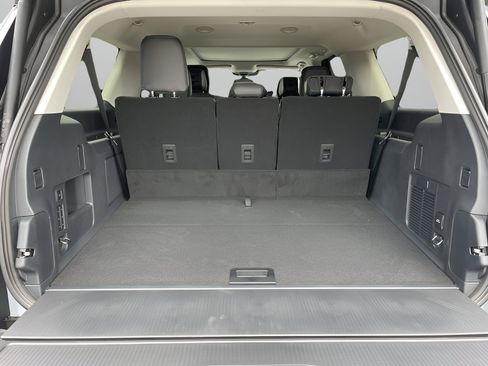 New 2026 Ford Expedition Max Platinum AWD/4WD image 11