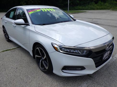 Used 2019 Honda Accord Sport image 6