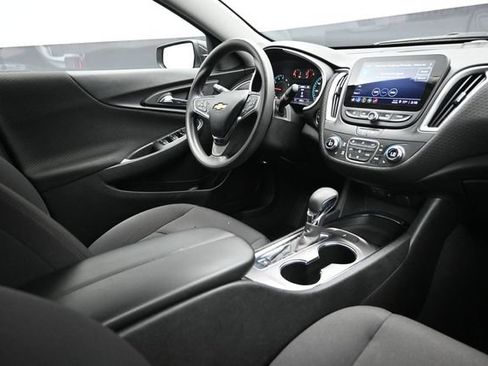 Used 2023 Chevrolet Malibu LT FWD image 15