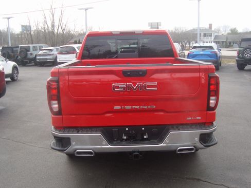 New 2026 GMC Sierra 1500 SLE w/ X31 Off-Road Package AWD/4WD image 5