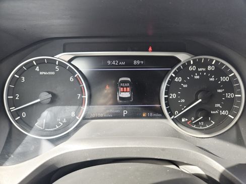 Used 2023 Nissan Rogue S FWD image 11