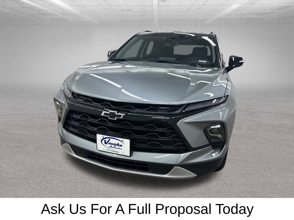 New 2026 Chevrolet Blazer LT w/ Midnight/Sport Edition AWD/4WD image 4