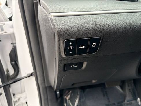 Used 2022 Kia K5 LXS AWD/4WD image 18