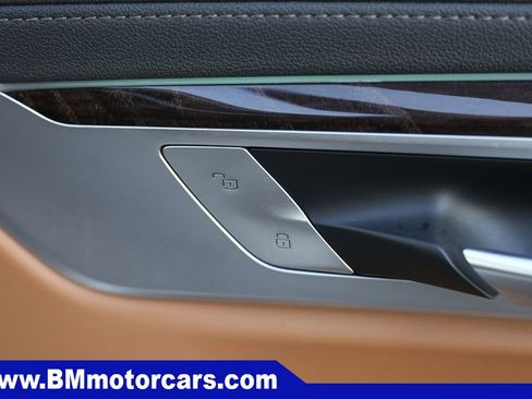 Used 2020 BMW 750i xDrive w/ Cold Weather Package AWD/4WD image 37