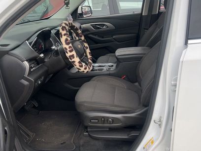 Used 2018 Chevrolet Traverse LT