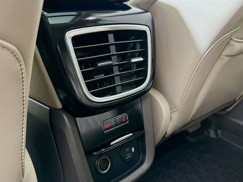 Certified 2022 Lincoln Nautilus Reserve AWD/4WD image 29