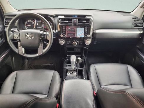 Used 2021 Toyota 4Runner TRD Off-Road Premium AWD/4WD image 9
