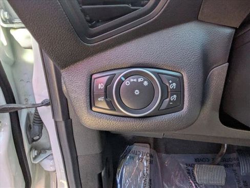 Used 2018 Ford Escape SE image 20