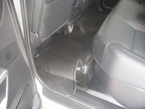 Used 2022 Toyota Tundra Platinum image 29