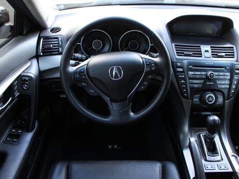 Used 2012 Acura TL image 17