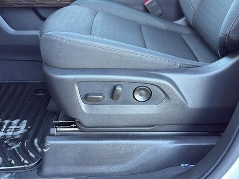 New 2026 GMC Sierra 1500 Elevation image 10