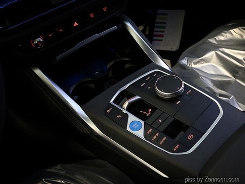 Used 2026 BMW i4 xDrive40i w/ M Sport Package AWD/4WD image 14