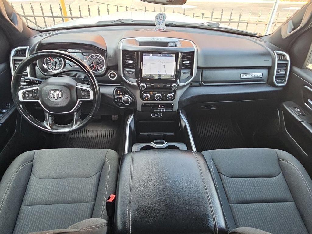 Used 2022 RAM 1500 Big Horn AWD/4WD image 9