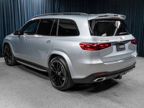 New 2026 Mercedes-Benz GLS 580 4MATIC image 10