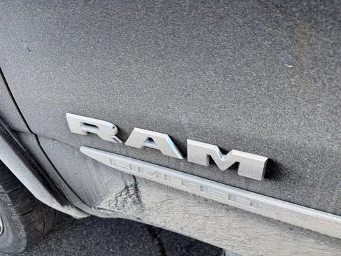 Used 2021 RAM 1500 Limited w/ Body Color Bumper Group AWD/4WD image 38