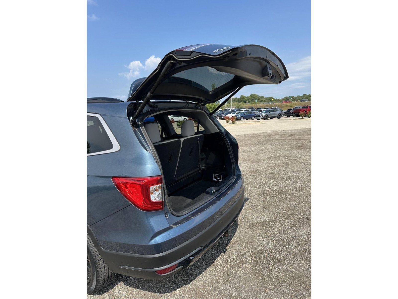 Used 2021 Honda Pilot Special Edition image 32