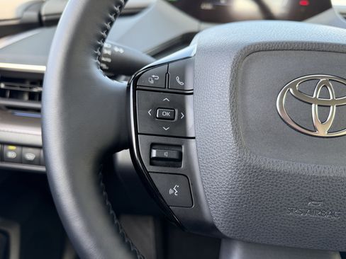 Used 2024 Toyota Prius XLE image 25