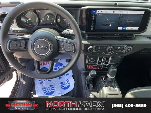 Used 2025 Jeep Wrangler Unlimited Sport S 4xe AWD/4WD image 7