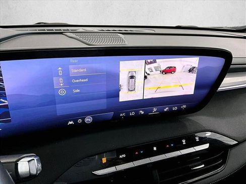 Used 2025 Buick Enclave Sport Touring w/ Power Package FWD image 23