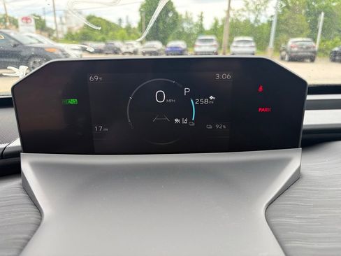 New 2026 Toyota C-HR AWD/4WD image 40