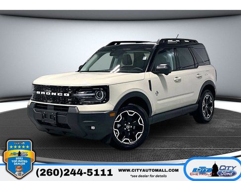 Used 2025 Ford Bronco Sport Outer Banks w/ Outer Banks Tech Package+ image 1