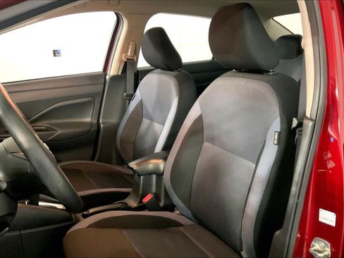 Used 2025 Nissan Versa SV FWD image 22