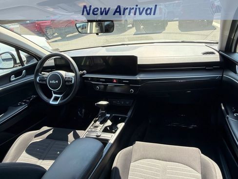 Used 2025 Kia K5 LXS FWD image 3