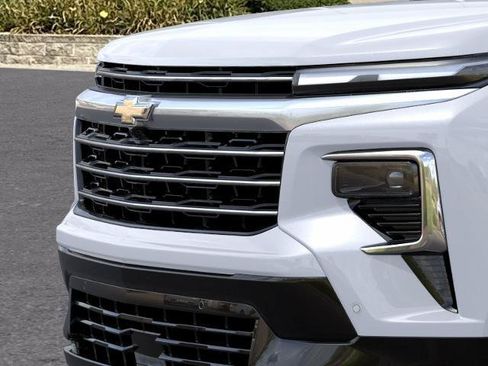 New 2026 Chevrolet Traverse High Country w/ LPO, Floor Liner Package AWD/4WD image 37