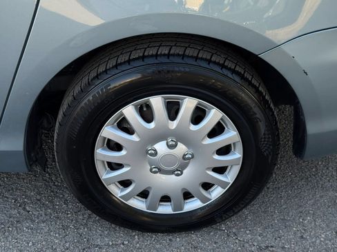 Used 2008 Toyota Sienna LE FWD image 40