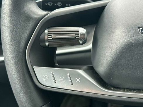 Used 2024 Lucid Air Pure image 27