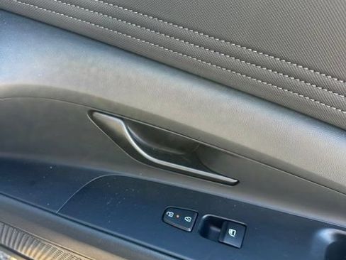 Certified 2025 Hyundai Elantra Sport FWD image 20