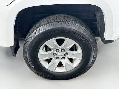 Used 2016 GMC Canyon SLE w/ SLE Convenience Package image 11