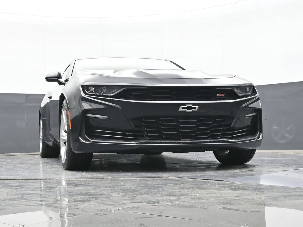 Used 2019 Chevrolet Camaro SS RWD image 39