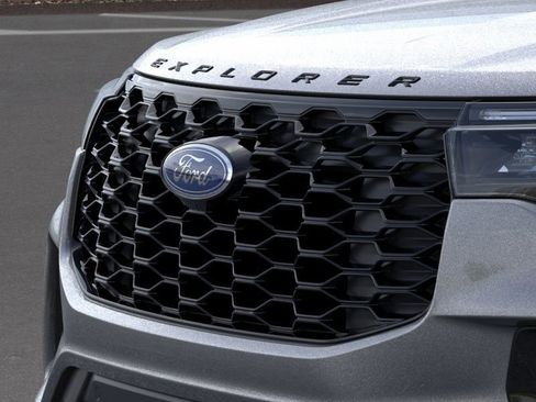 New 2026 Ford Explorer ST-Line w/ ST-Line Street Pack image 17