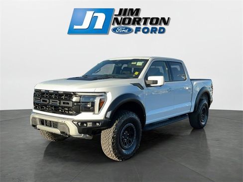 Used 2025 Ford F150 Raptor image 7