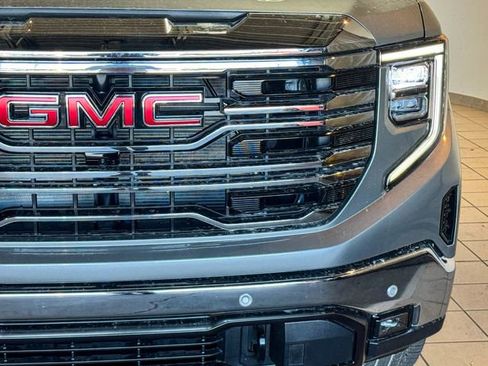 New 2026 GMC Sierra 1500 SLT w/ SLT Premium Plus Package AWD/4WD image 12