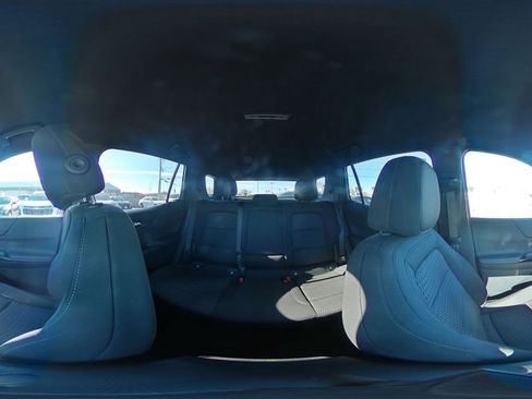 Used 2025 Chevrolet Equinox LT image 40