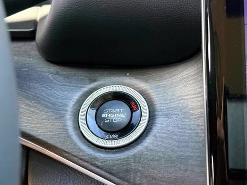 Certified 2023 Jeep Grand Cherokee Limited AWD/4WD image 25