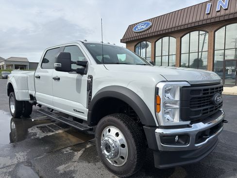 New 2026 Ford F450 XL w/ XL Driver Assist Package AWD/4WD image 2