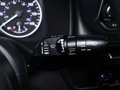 Used 2024 Nissan Rogue SV image 25