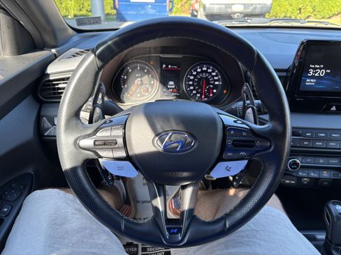Used 2022 Hyundai Veloster N FWD image 16