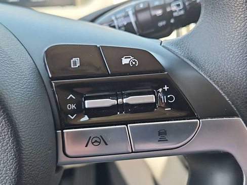 Certified 2024 Hyundai Tucson SEL FWD image 24