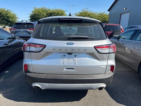 Used 2020 Ford Escape S FWD image 3