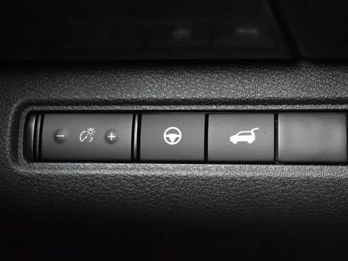 Used 2022 Nissan Pathfinder SL w/ SL Premium Package image 18