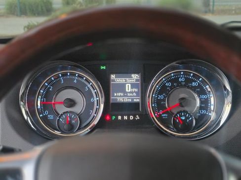 Used 2012 Chrysler Town & Country Limited w/ Luxury Group FWD image 19