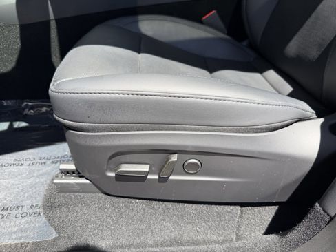 Used 2026 Tesla Model Y 2WD image 35